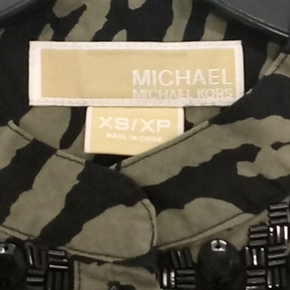 Michael Kors V-Neck Zebra Animal Print Sequence Sleeveless Blouse size XS - Picture 5 of 6